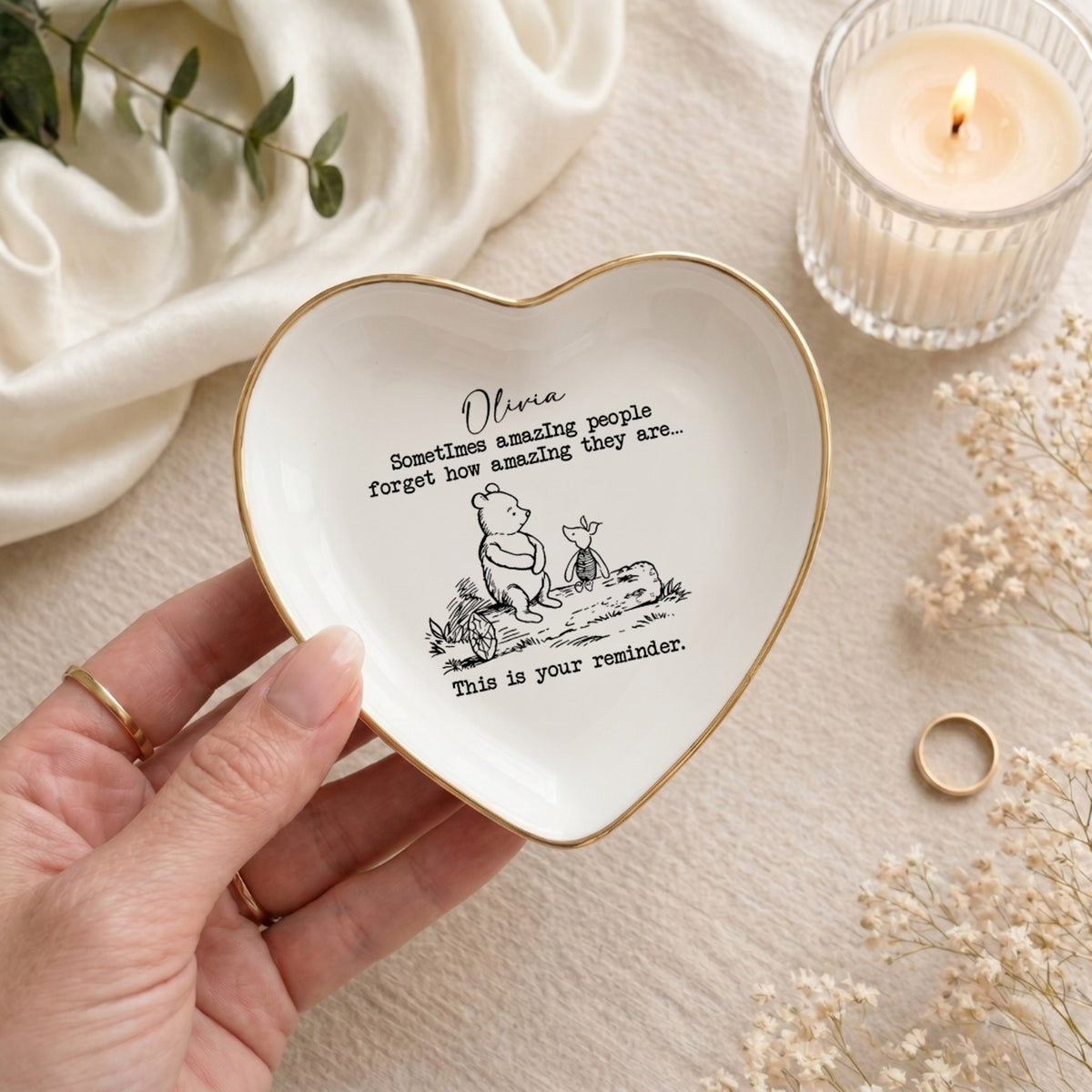 Platito personalizado «A veces, la gente increíble se olvida»