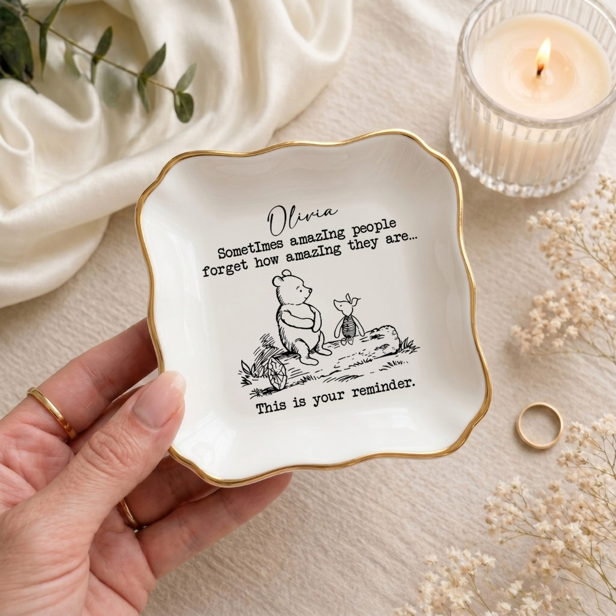 Platito personalizado «A veces, la gente increíble se olvida»