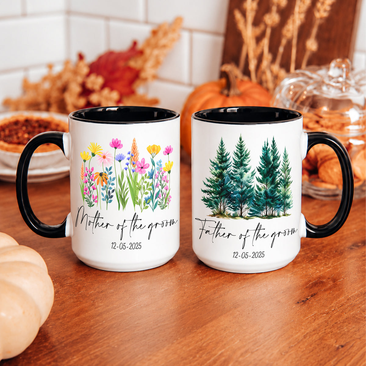 Personalisiertes Tassen-Set für die Mutter und den Vater des Bräutigams