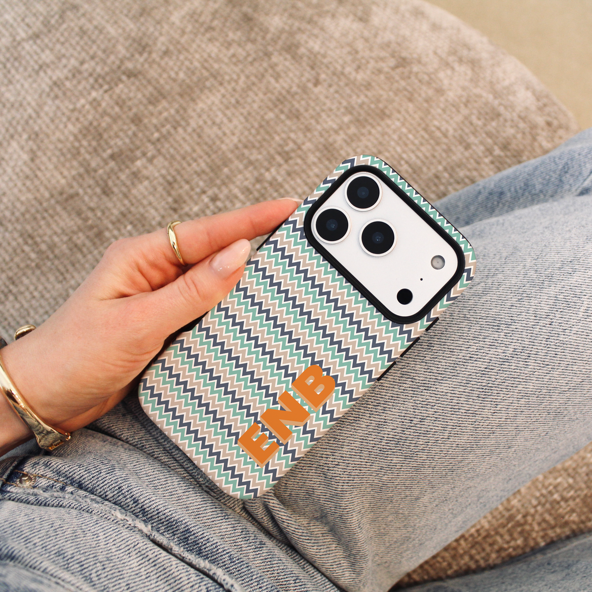 Coque de téléphone personnalisée avec initiale en ombre