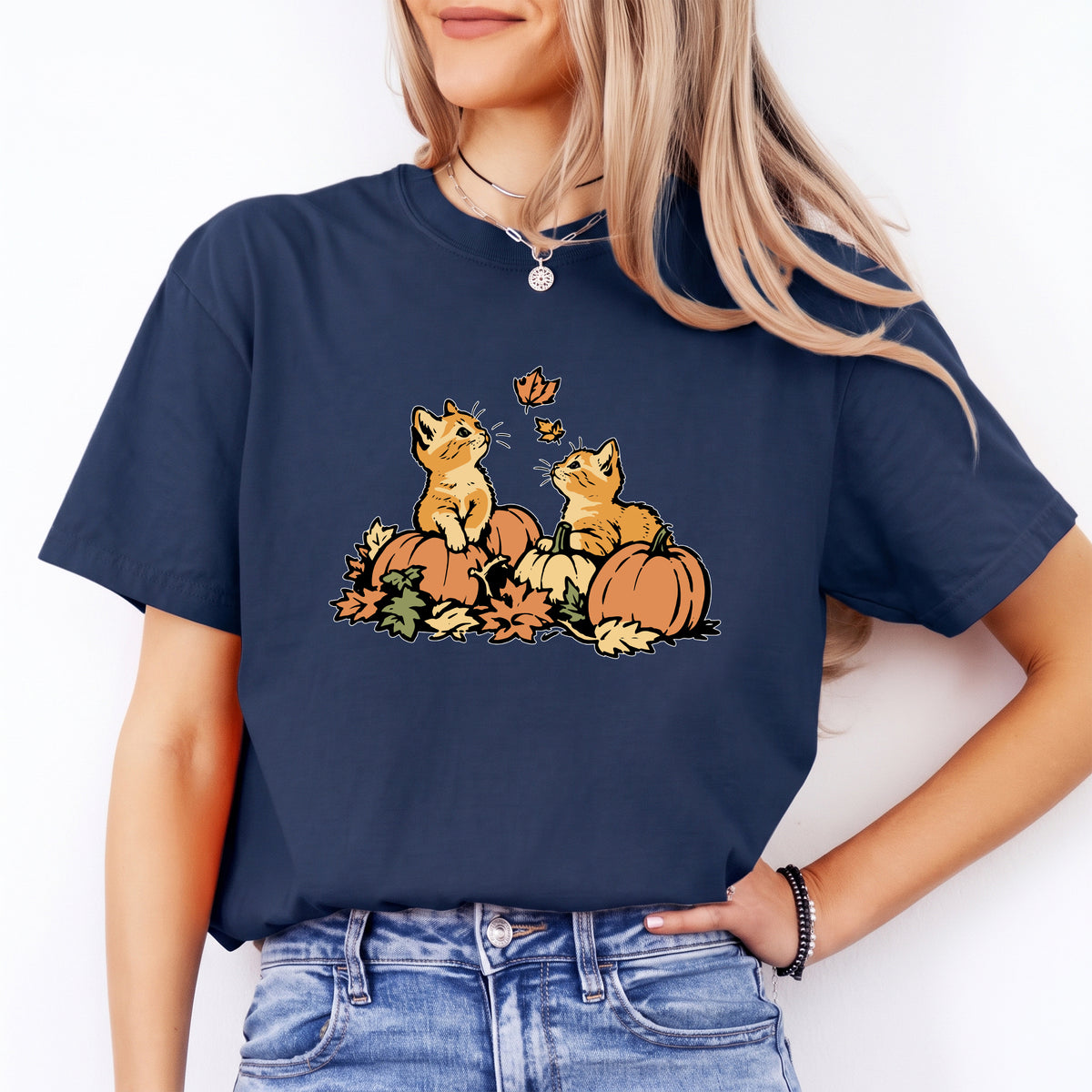 T-shirt mignon avec chaton et citrouille