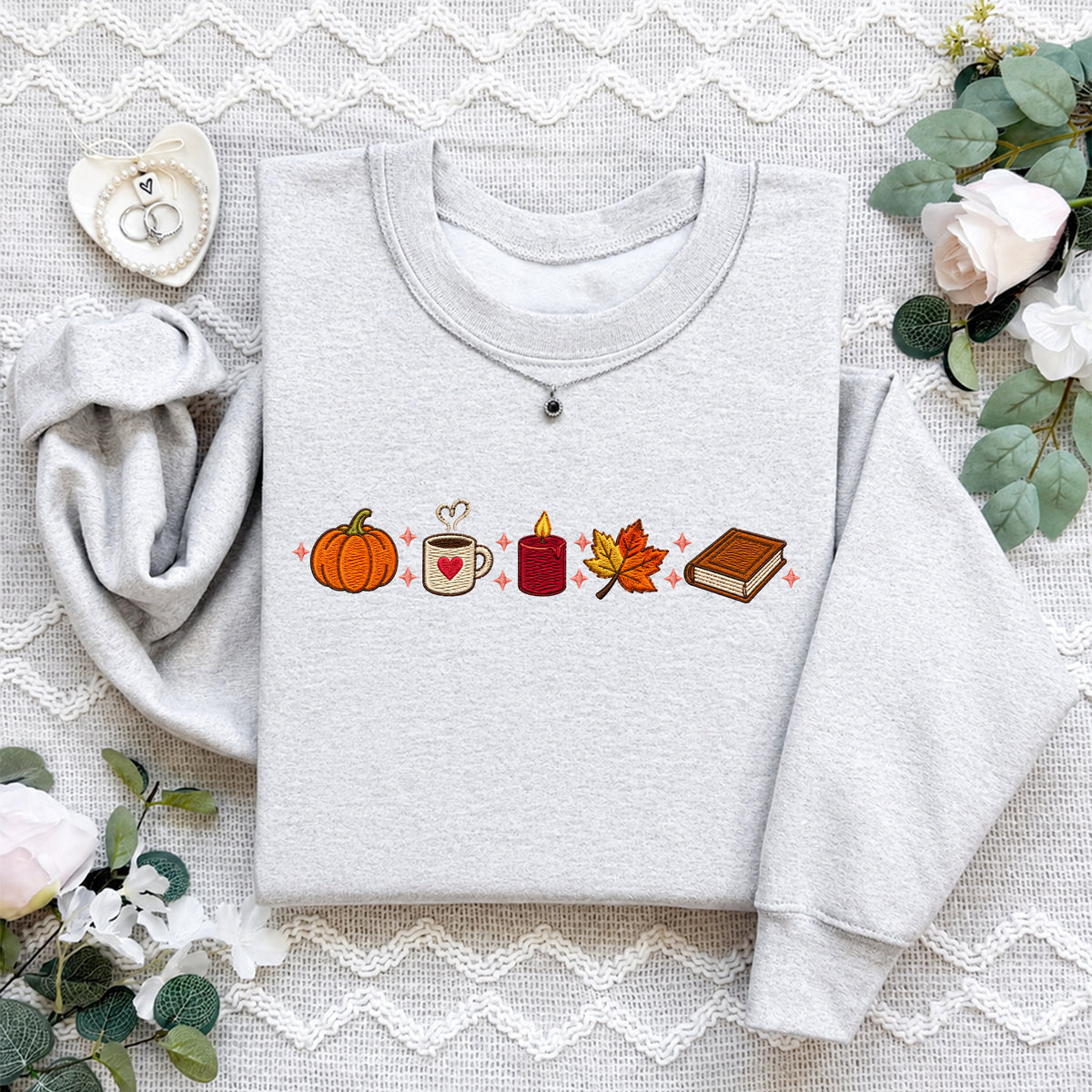 Kuscheliges besticktes Fleece-Sweatshirt für den Herbst