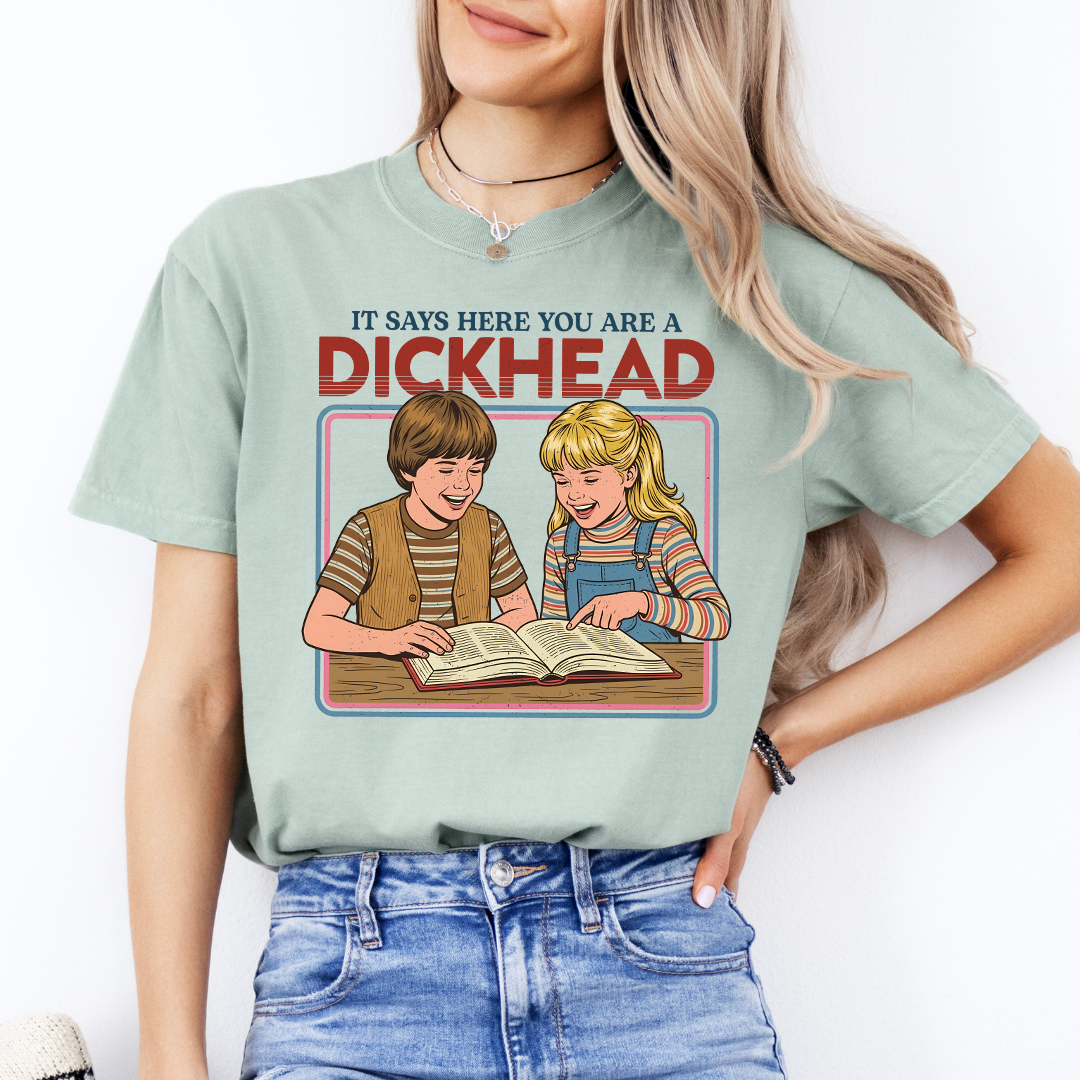 Aquí dice que eres una camiseta de imbécil