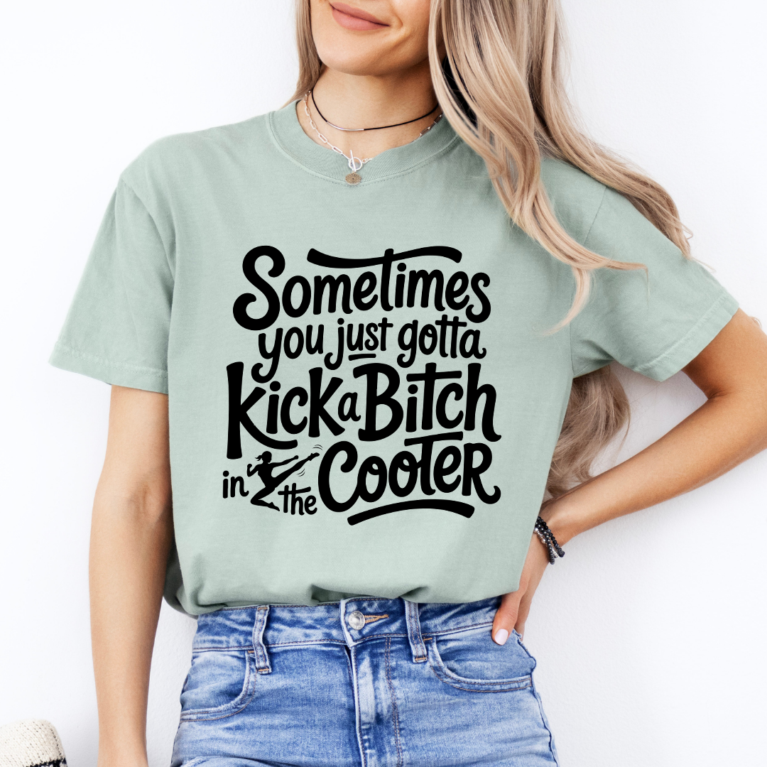 Freches Workout-T-Shirt mit Motiv – „Sometimes You Just Gotta Kick A Bitch“