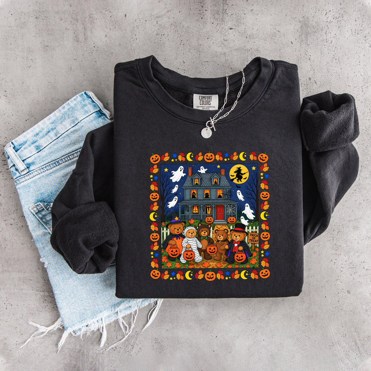 Sweat-shirt à col rond « Trick Or Treat Bears Haunted House »