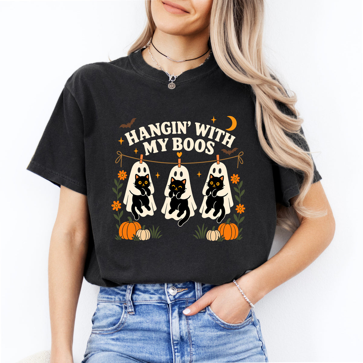 T-shirt noir « Hanging With My Boos » avec chat noir et fantôme