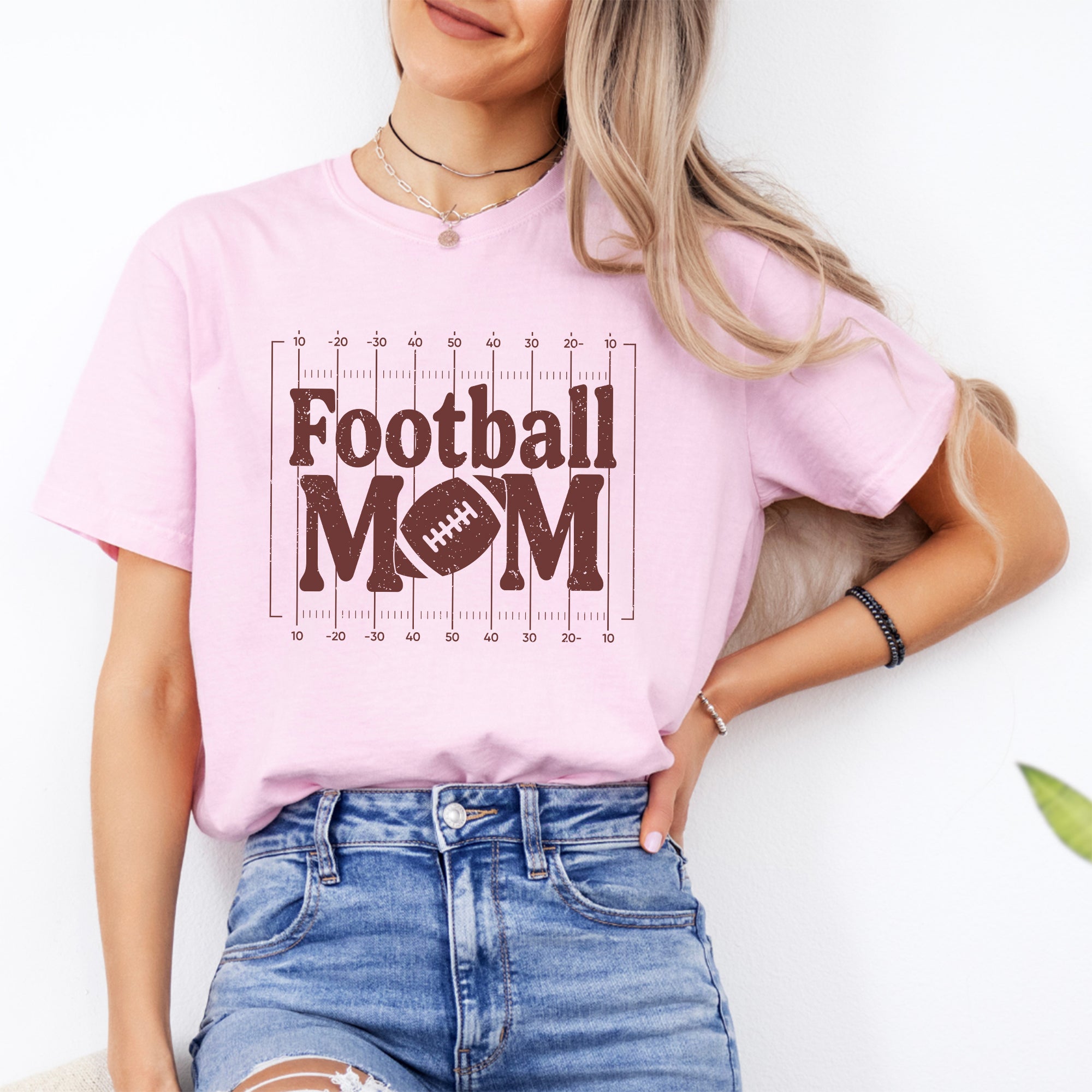Retro-Football-Mama-T-Shirt