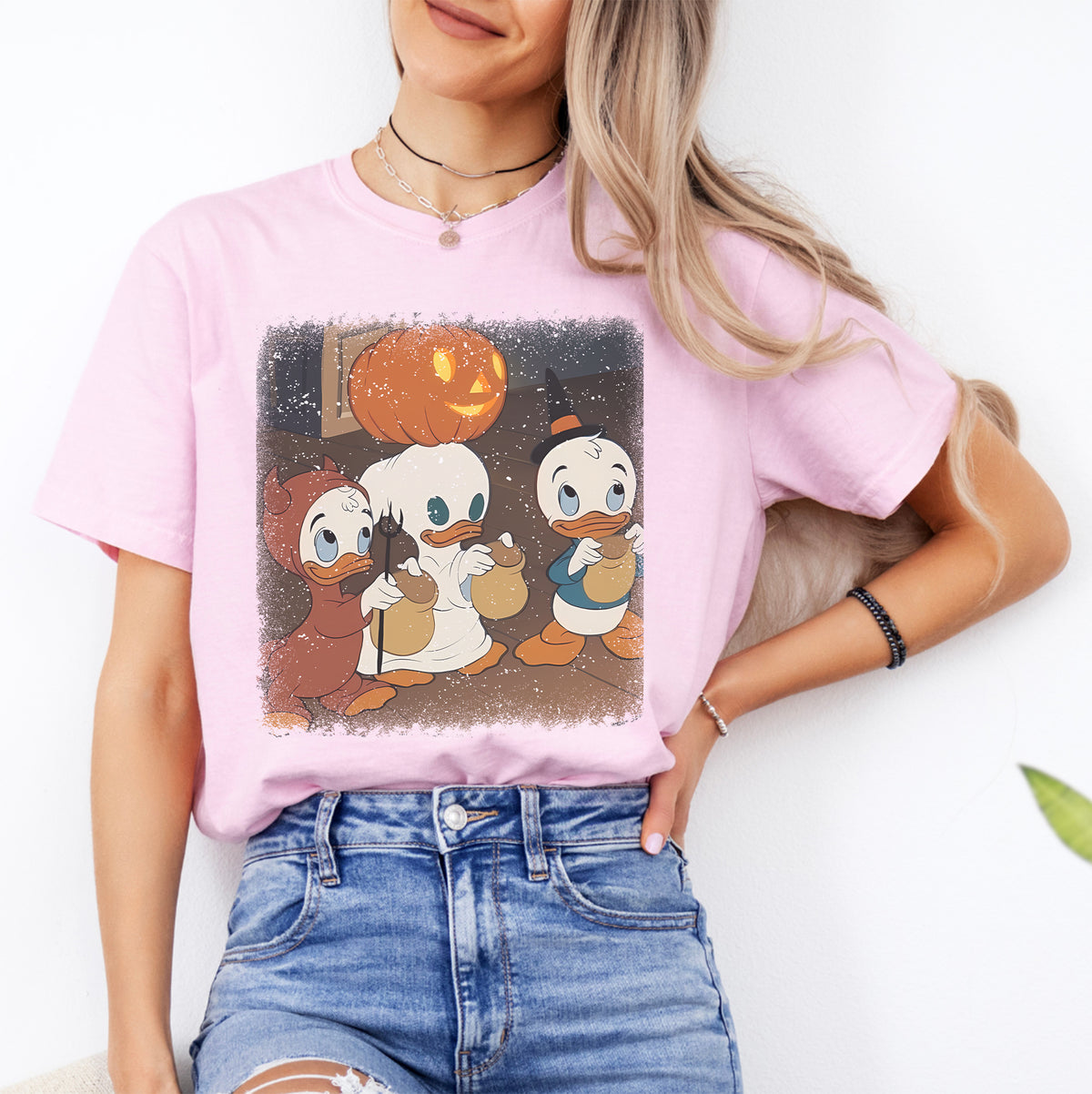 Nostalgisches Halloween-Retro-T-Shirt mit Entenmotiv – „Trick Or Treating Ducks“