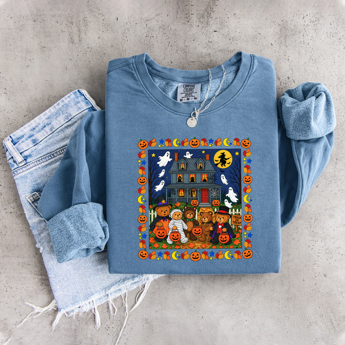Sweat-shirt à col rond « Trick Or Treat Bears Haunted House »