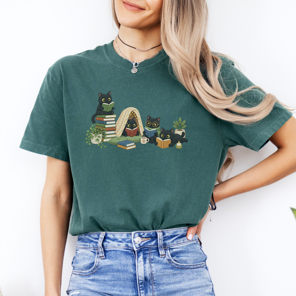 Black Cat Reading Tee