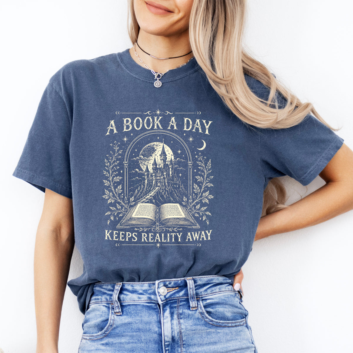 T-Shirt „Ein Buch am Tag“ mit Drachenmotiv