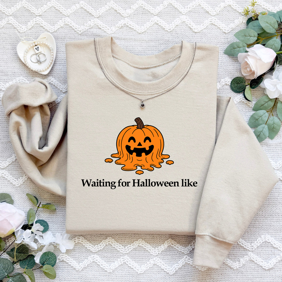 „Warten auf Halloween, so wie“ – Niedlicher bestickter Kürbis-Sweatshirt