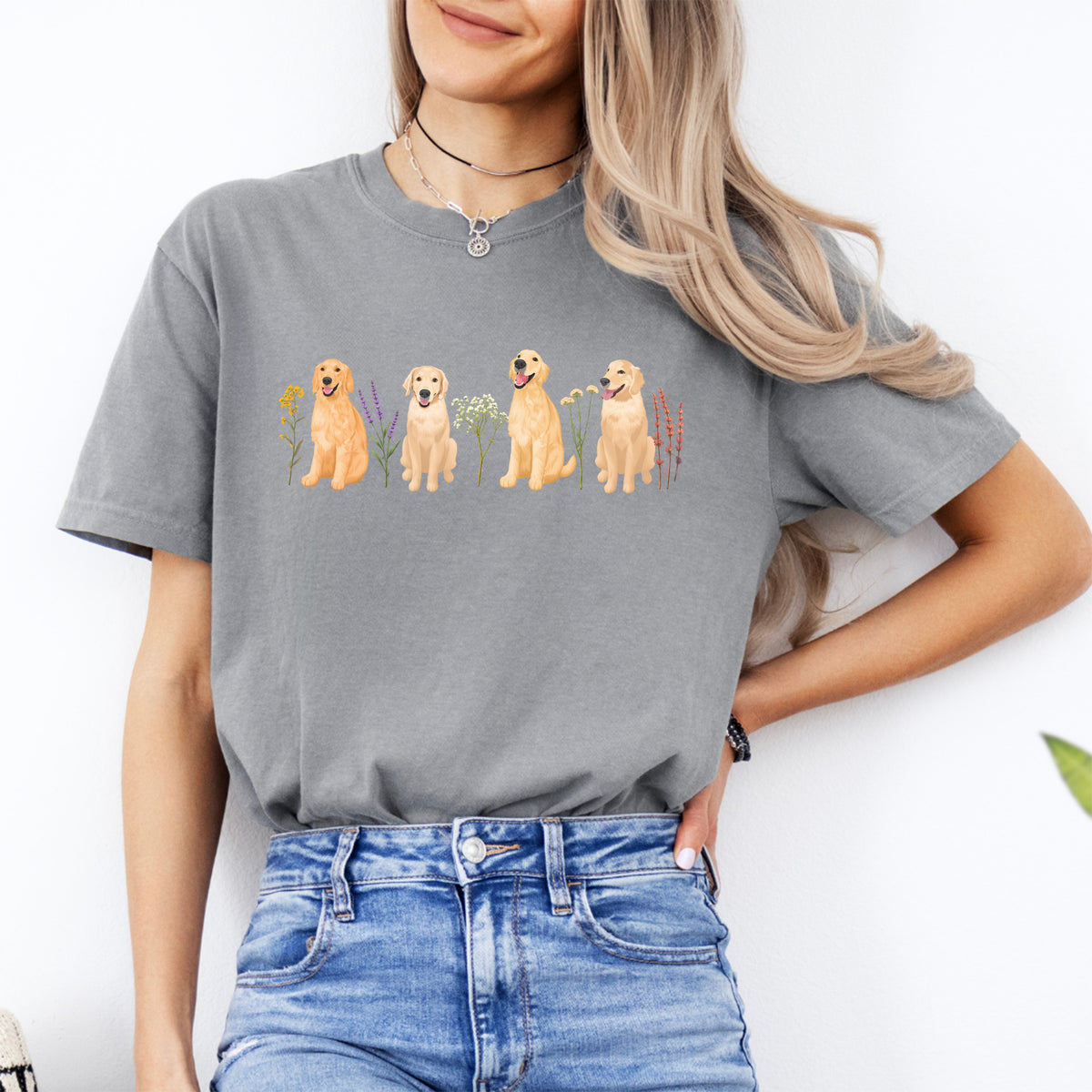 Botanisches Blumen-Golden-Retriever-Grafiktop – Shirt für Hundemamas