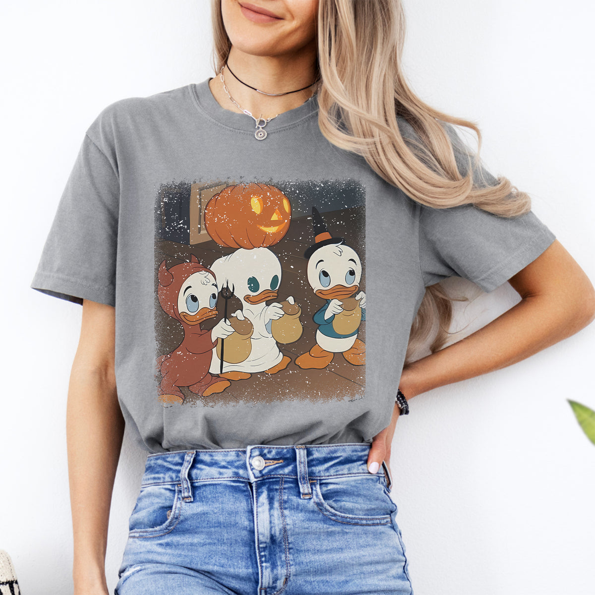 Nostalgisches Halloween-Retro-T-Shirt mit Entenmotiv – „Trick Or Treating Ducks“