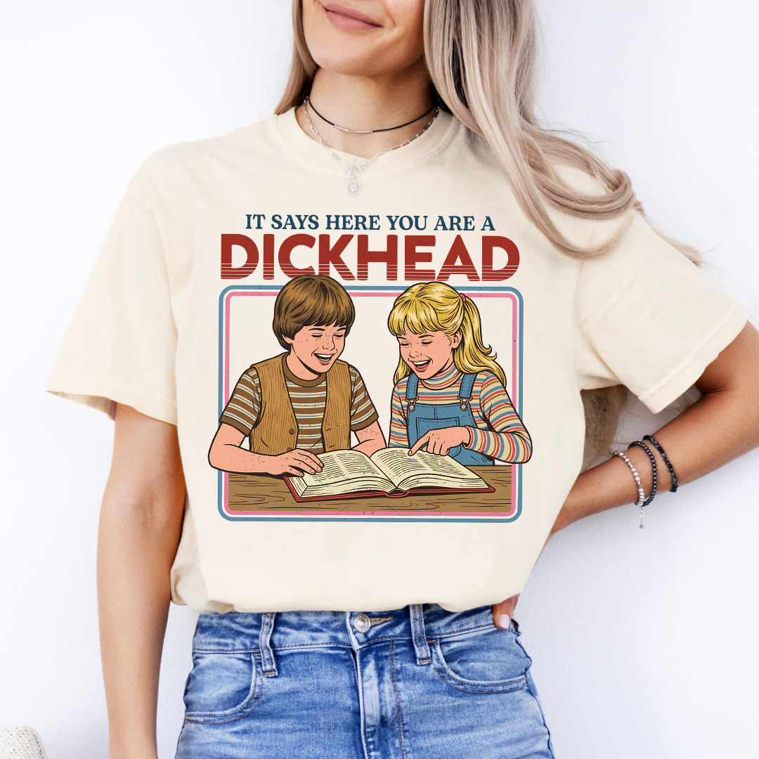 Aquí dice que eres una camiseta de imbécil