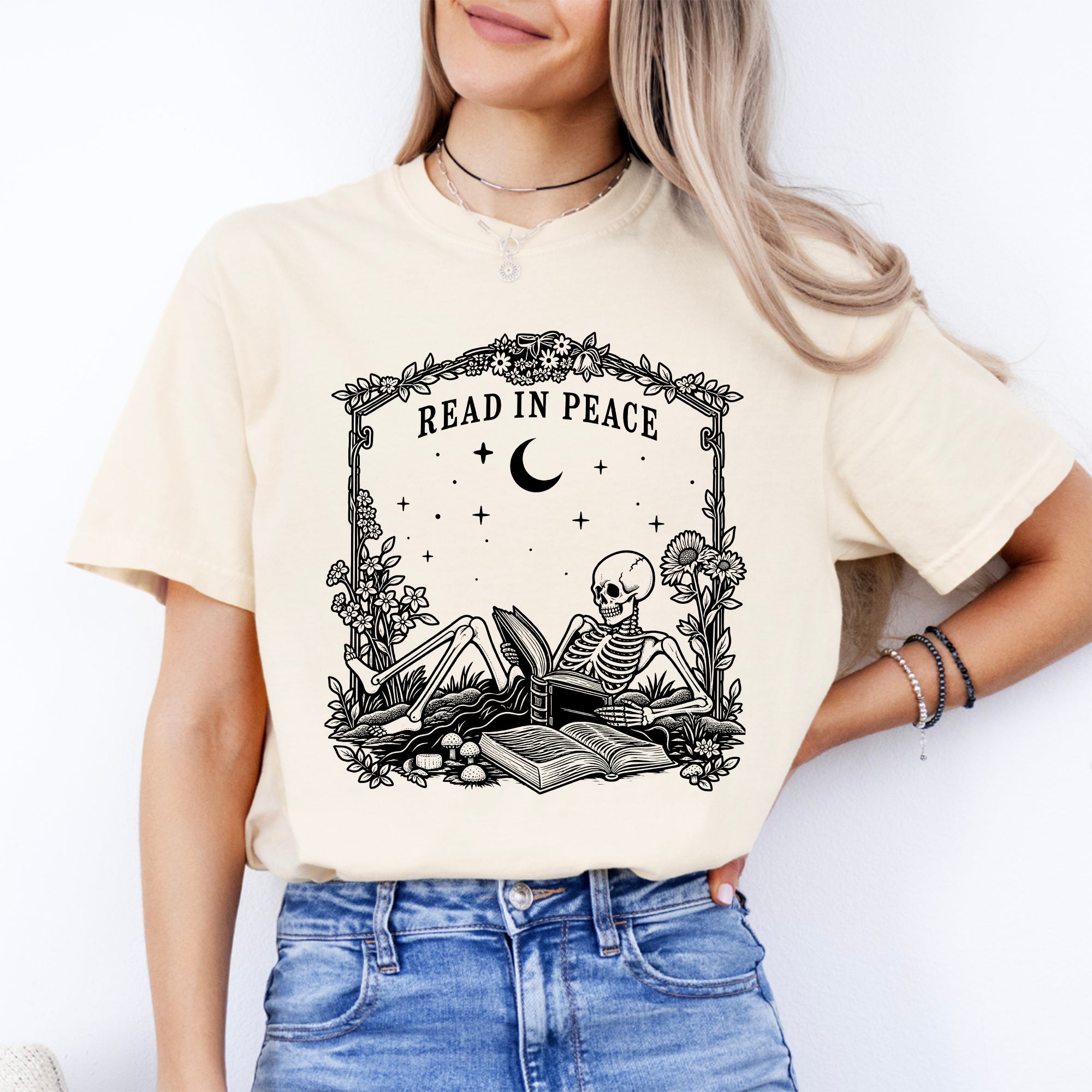 „Read in Peace“-Skelett-Lese-T-Shirt