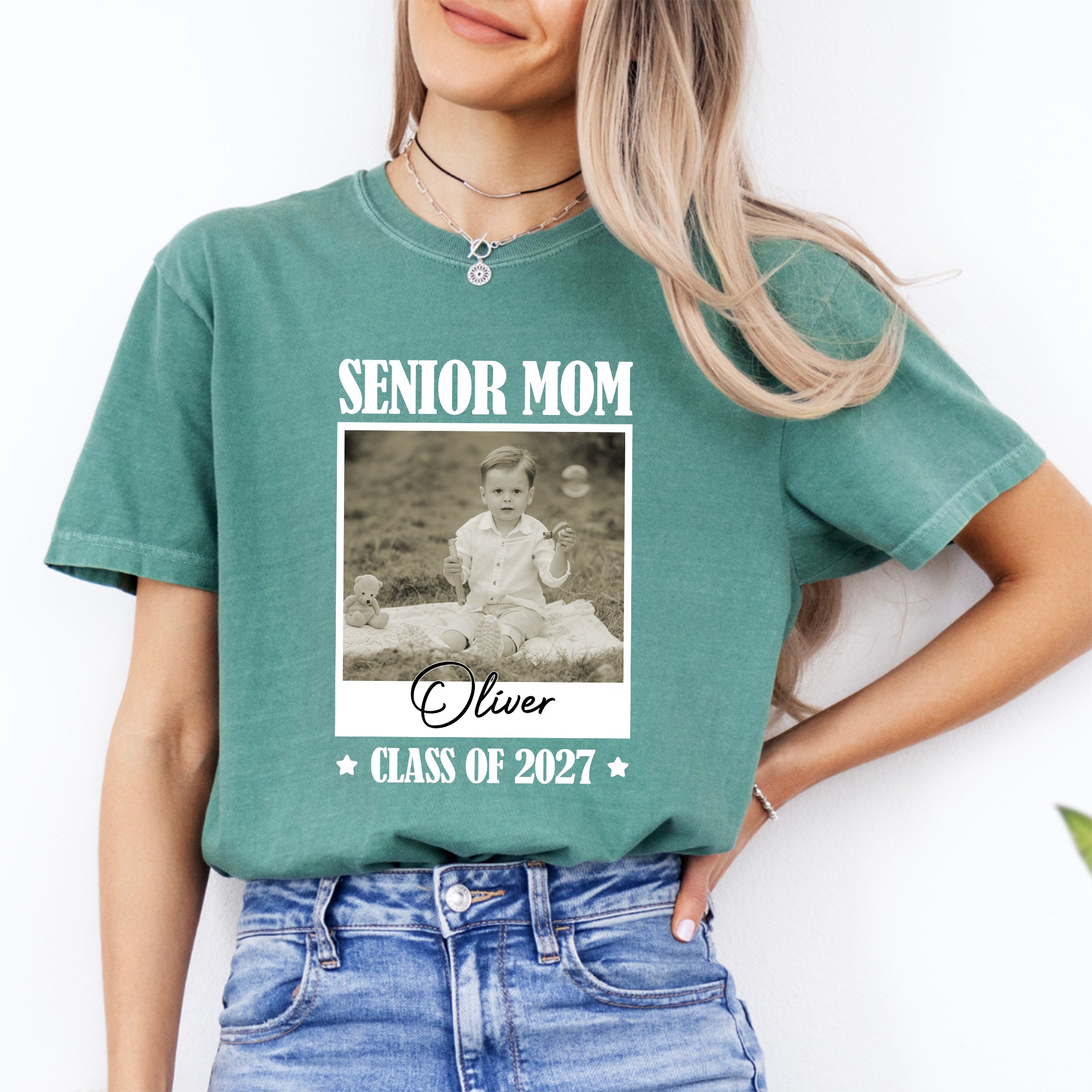 Personalized Senior Mom 2027 Tee