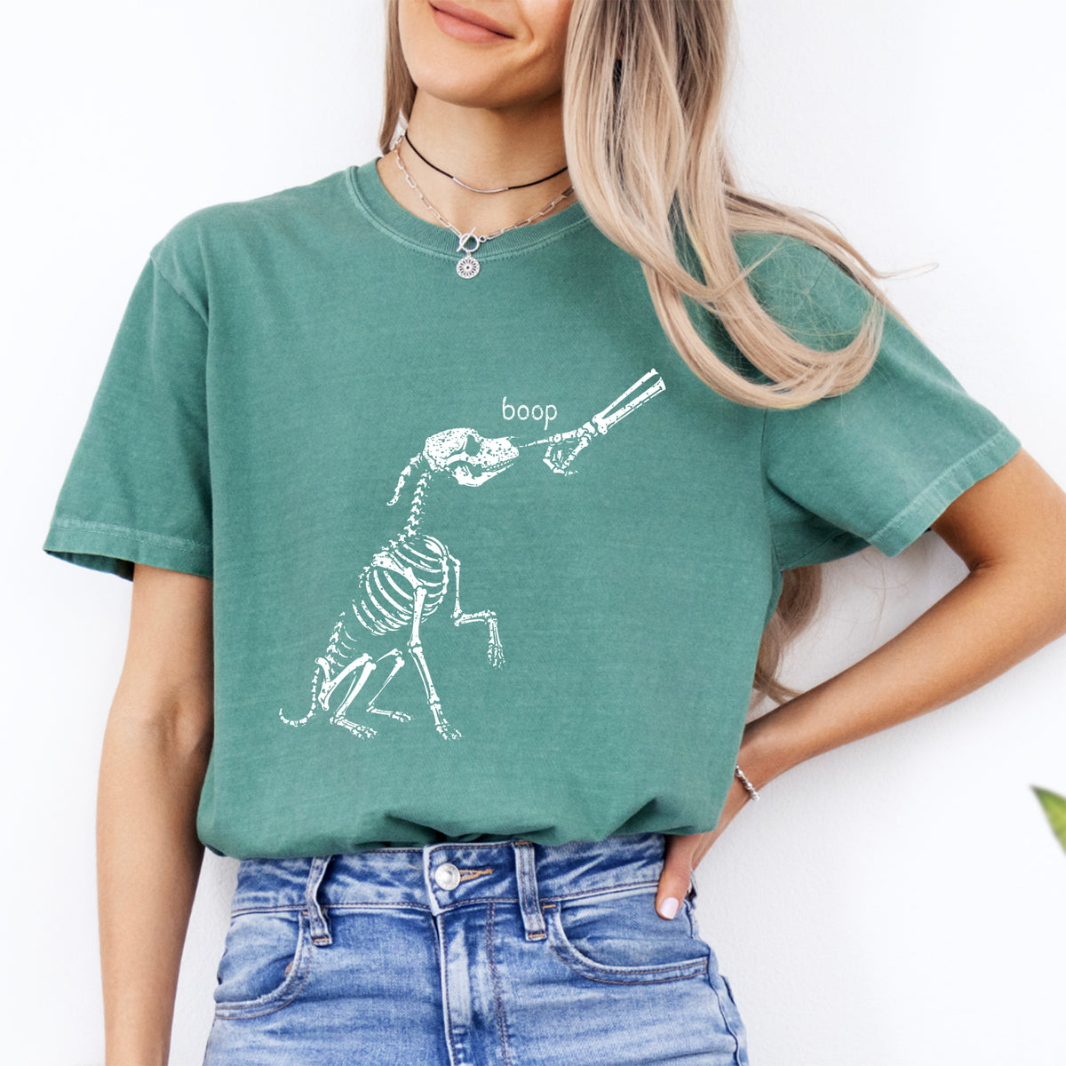 „boop“ Halloween-Shirt mit Skelett-Hund-Grafik – Niedliches gruseliges Haustier-Shirt