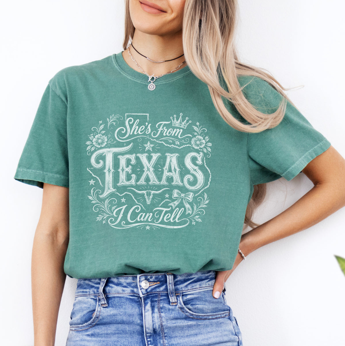 T-shirt de cow-girl sudiste du Texas « She's From Texas »
