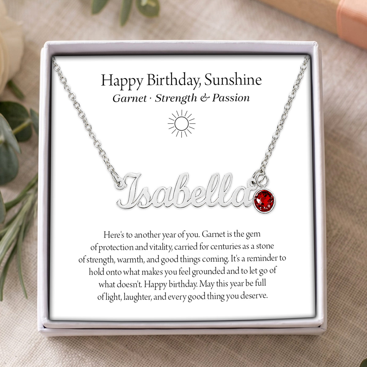 Personalisierter Schmuck mit Geburtsstein und Namen