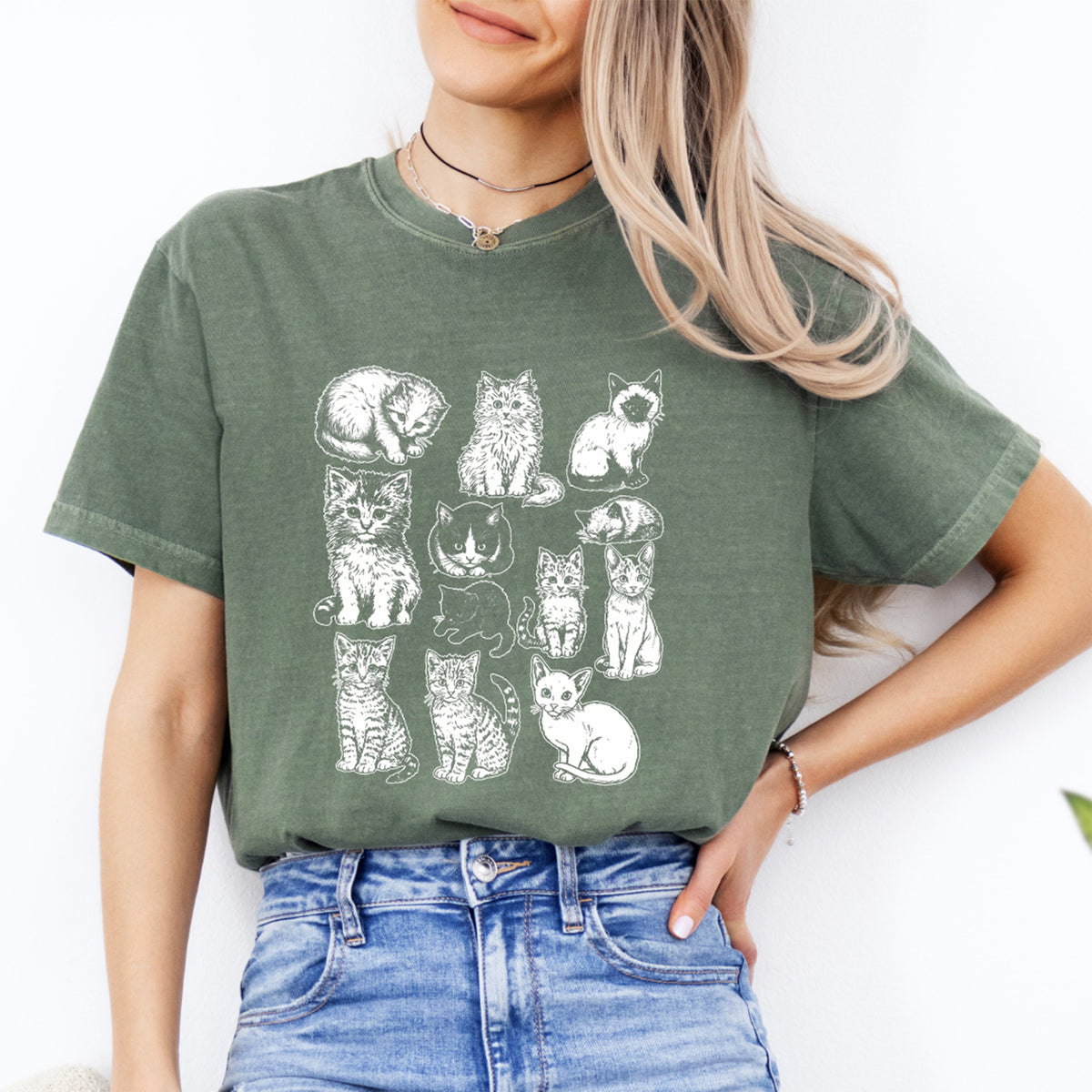T-shirt ras-de-cou graphique vintage avec croquis de chaton à l’encre