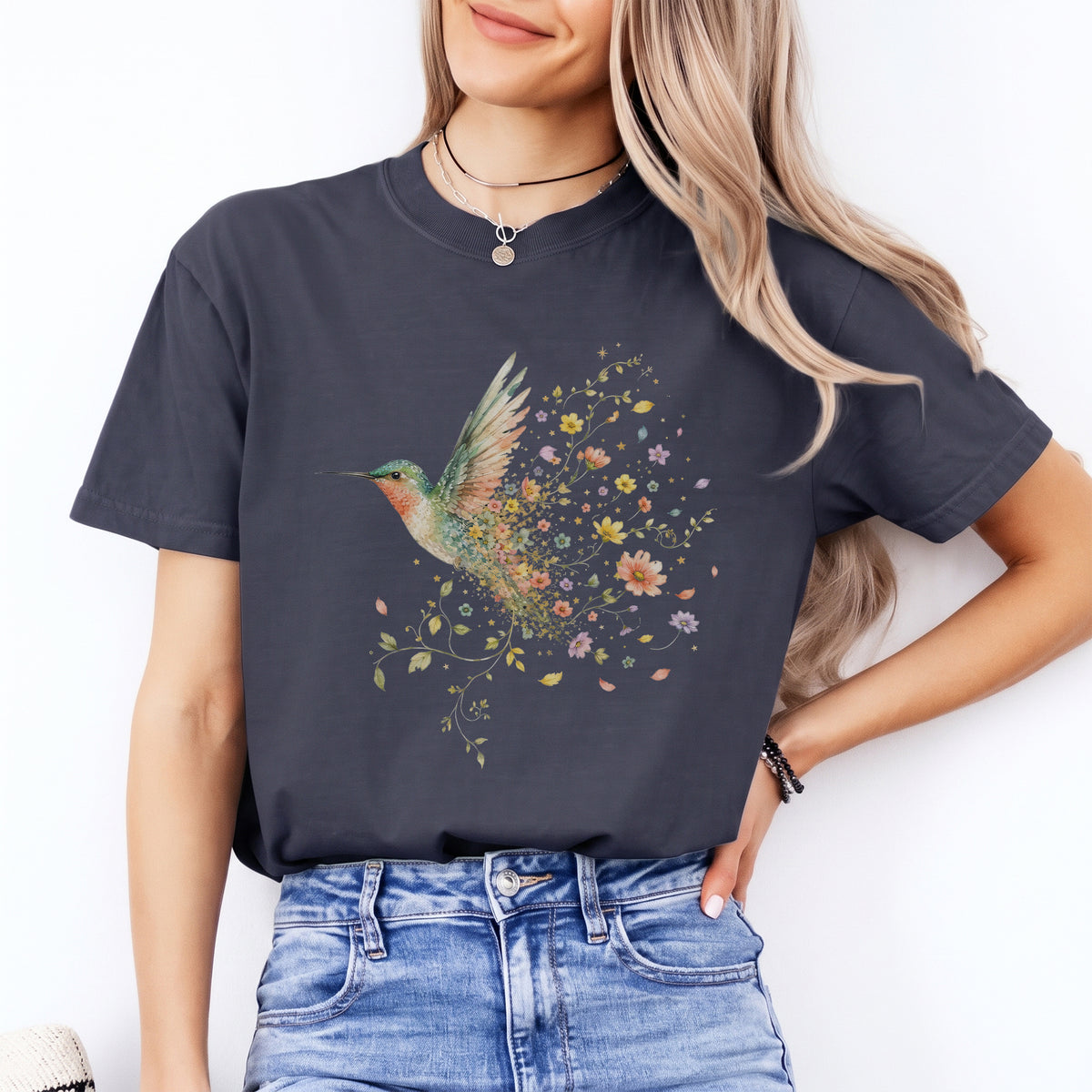 T-Shirt mit Kolibri und Wildblumen