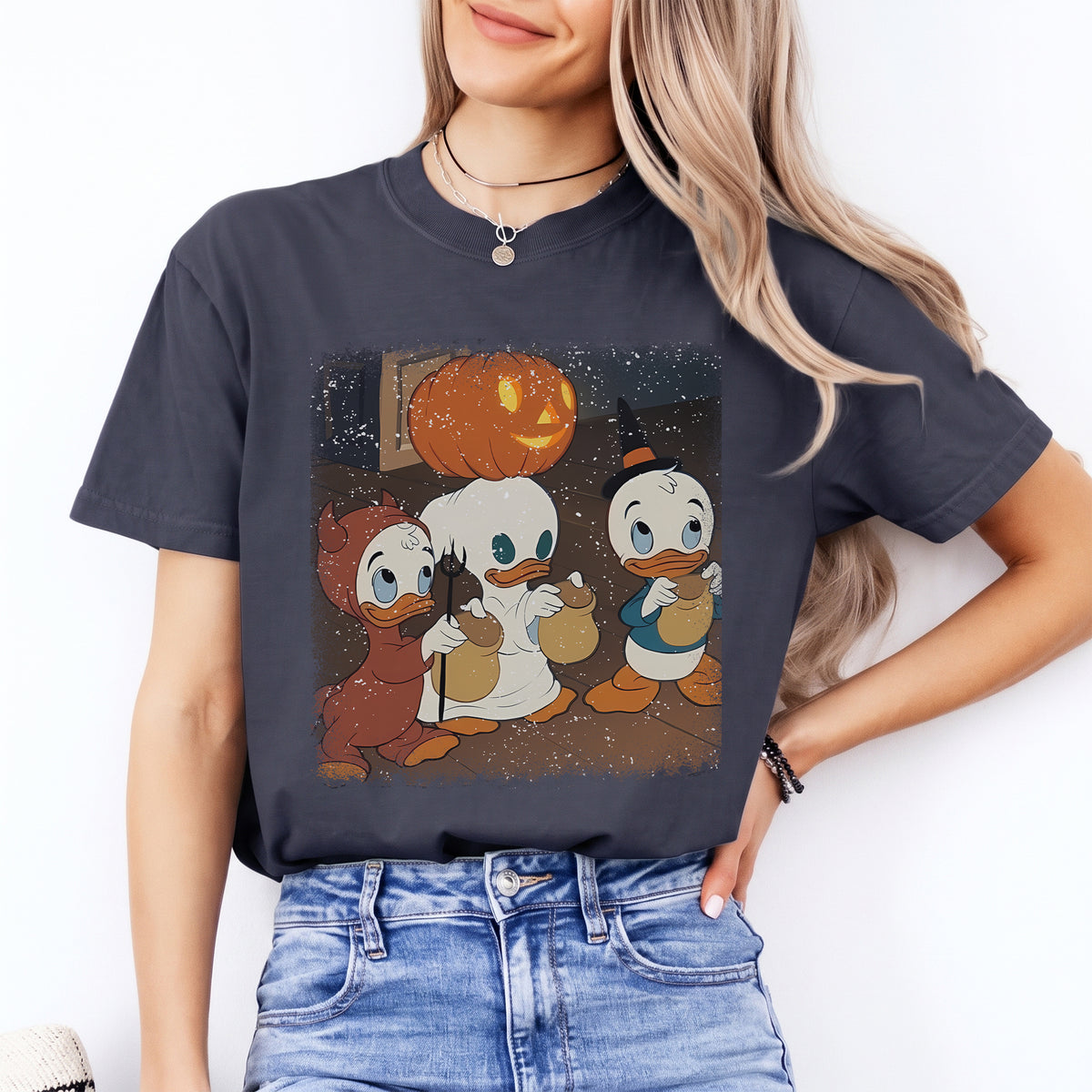 Nostalgisches Halloween-Retro-T-Shirt mit Entenmotiv – „Trick Or Treating Ducks“