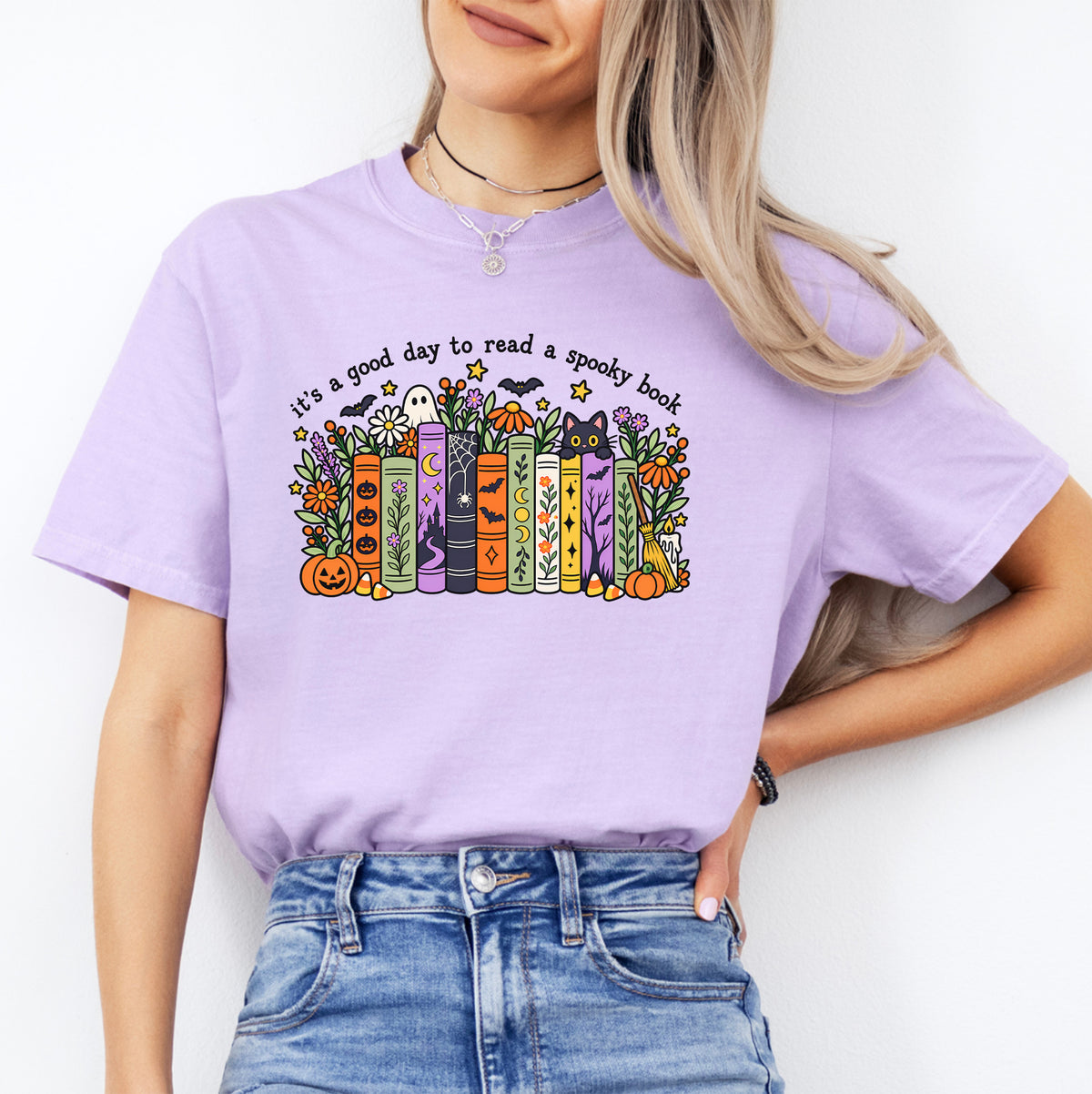 T-Shirt „Ein guter Tag, um ein Gruselbuch zu lesen“