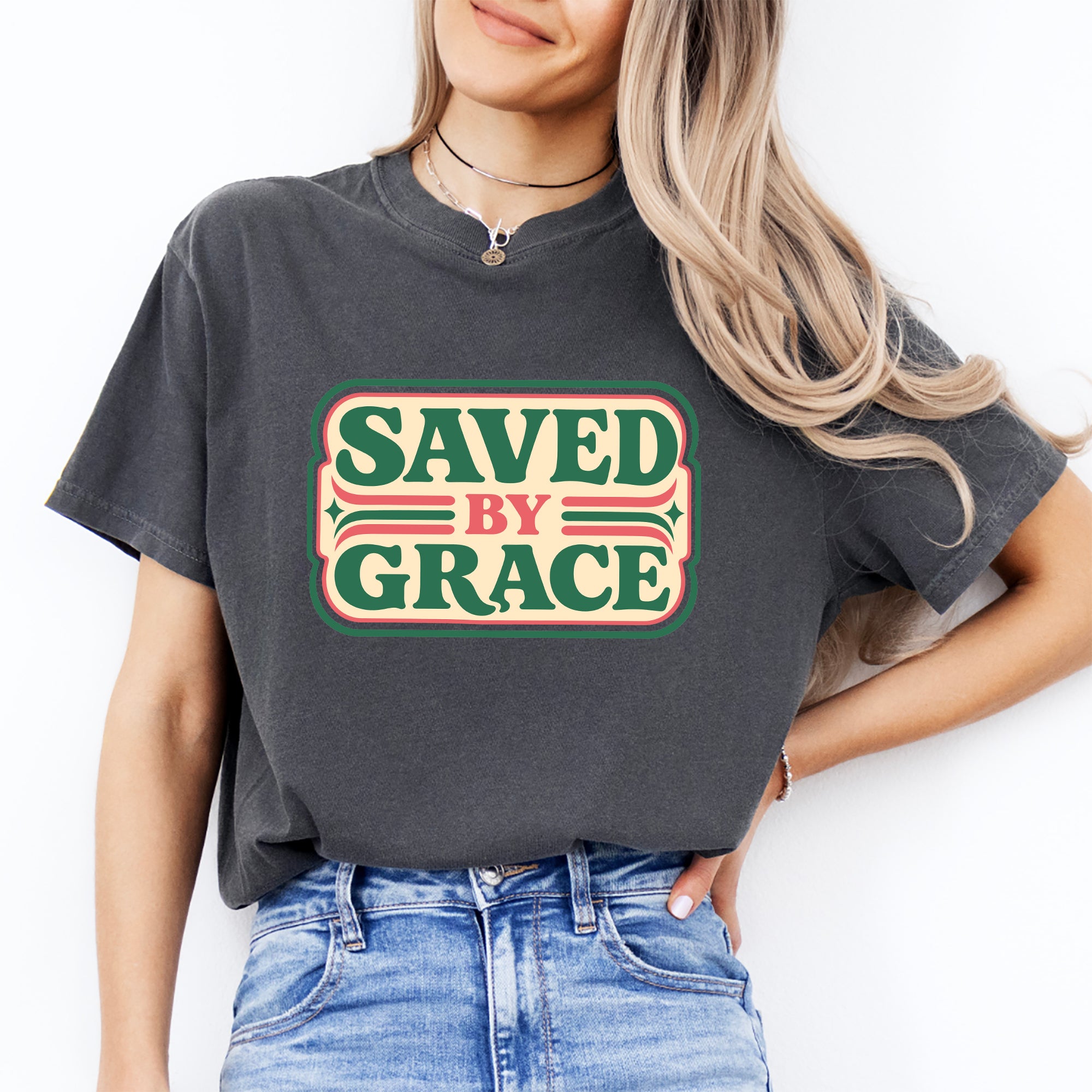 T-shirt « Sauvée par la grâce »