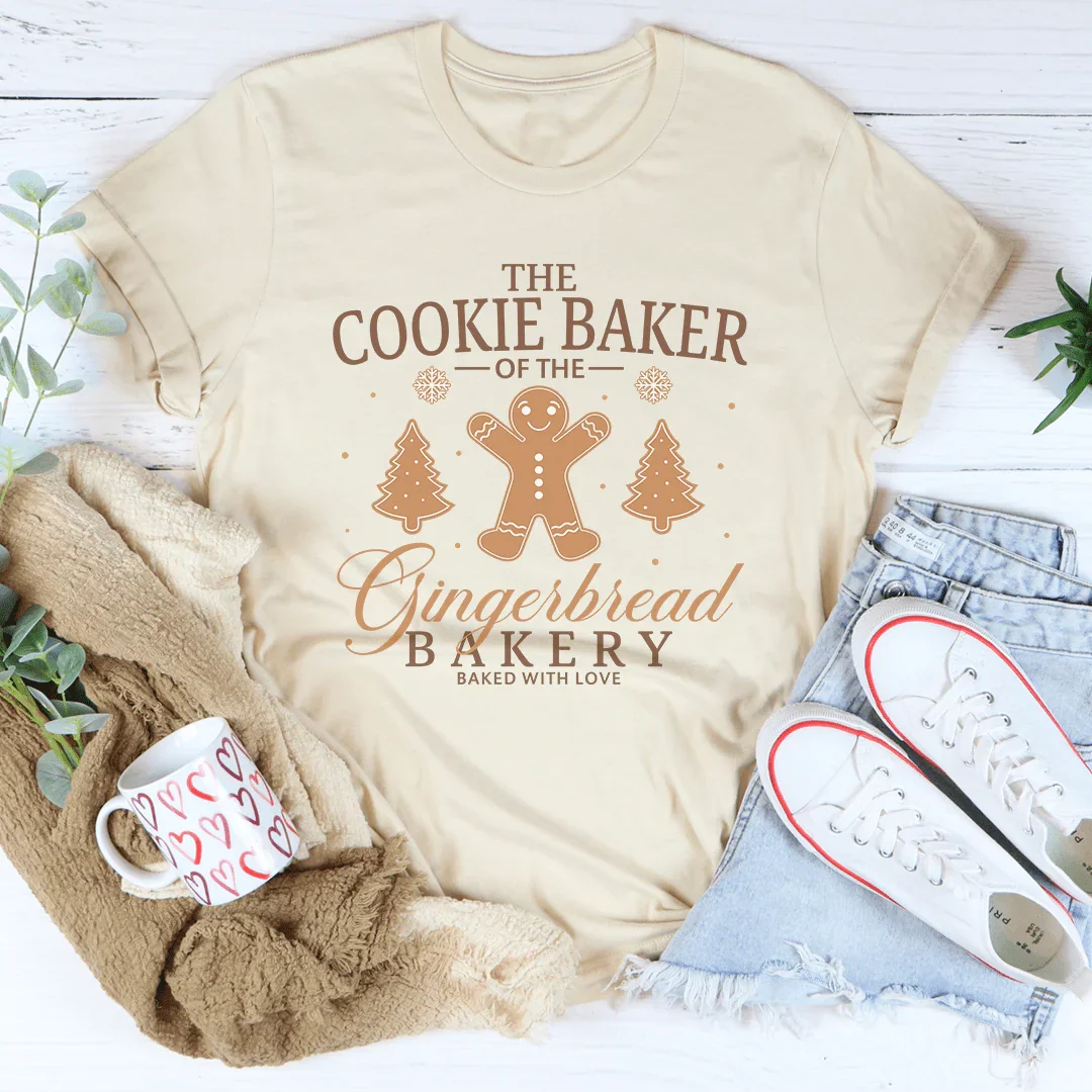 The Cookie Baker Of The Gingerbread Bakery Baked With Love Soft Cream / S Peachy Sunday T-Shirt