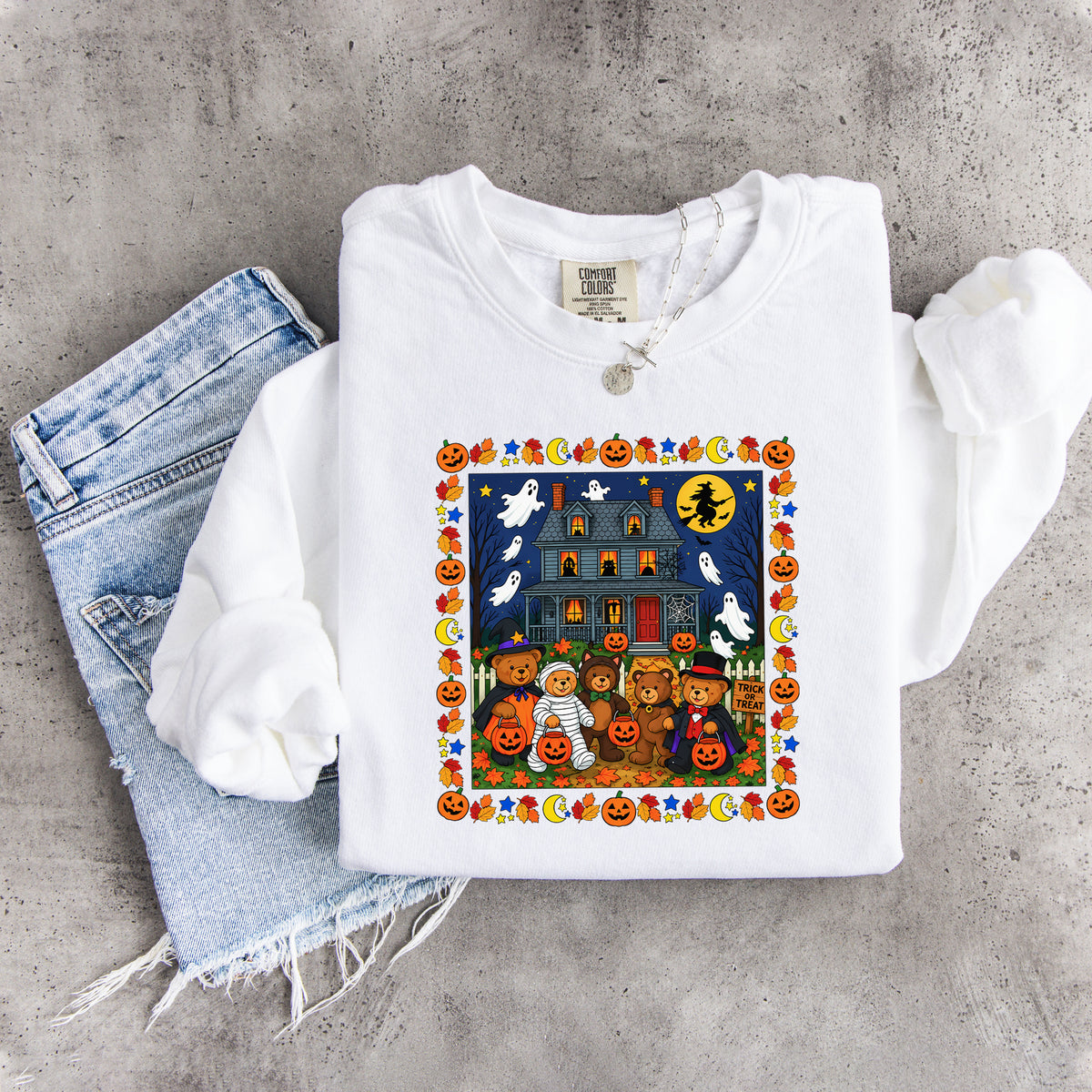 Sweat-shirt à col rond « Trick Or Treat Bears Haunted House »