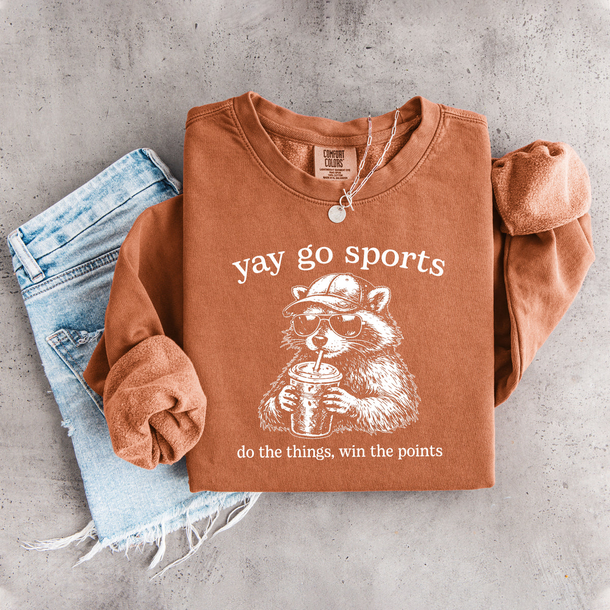 Sudadera divertida de mapache «Yay Go Sports»
