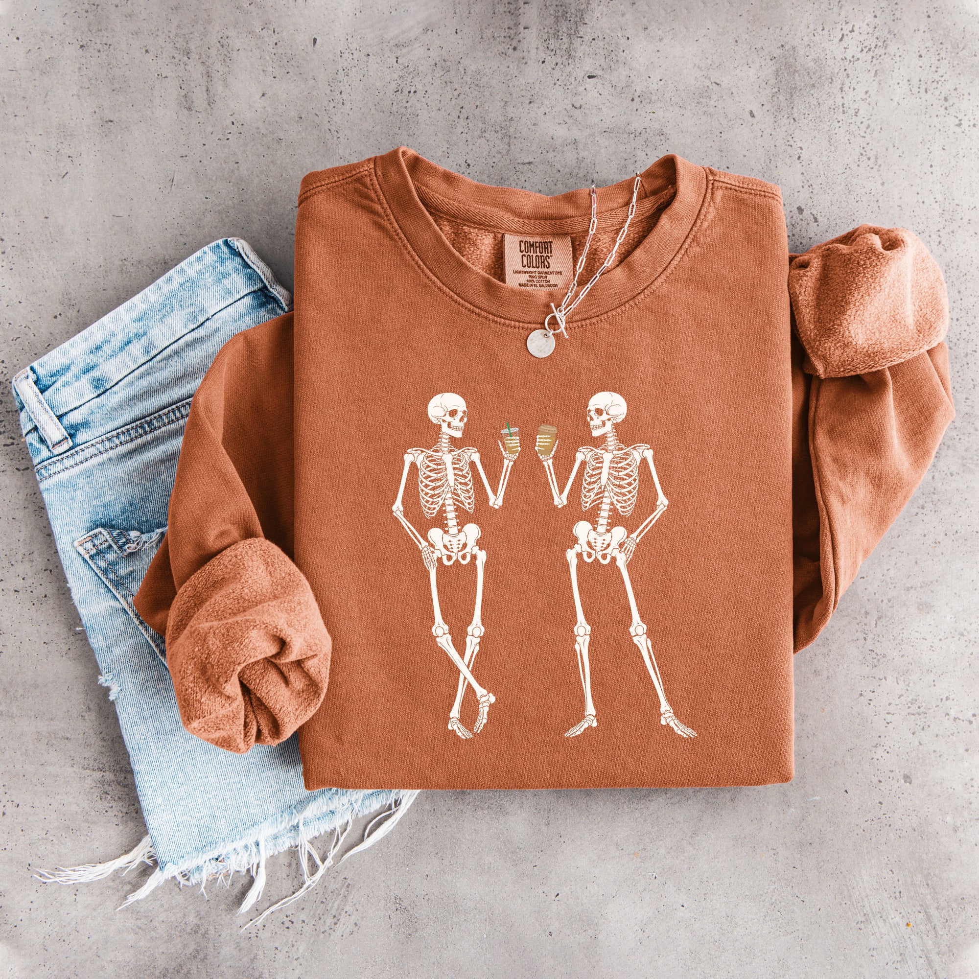 Sweatshirt „Skelett trinkt Kaffee“