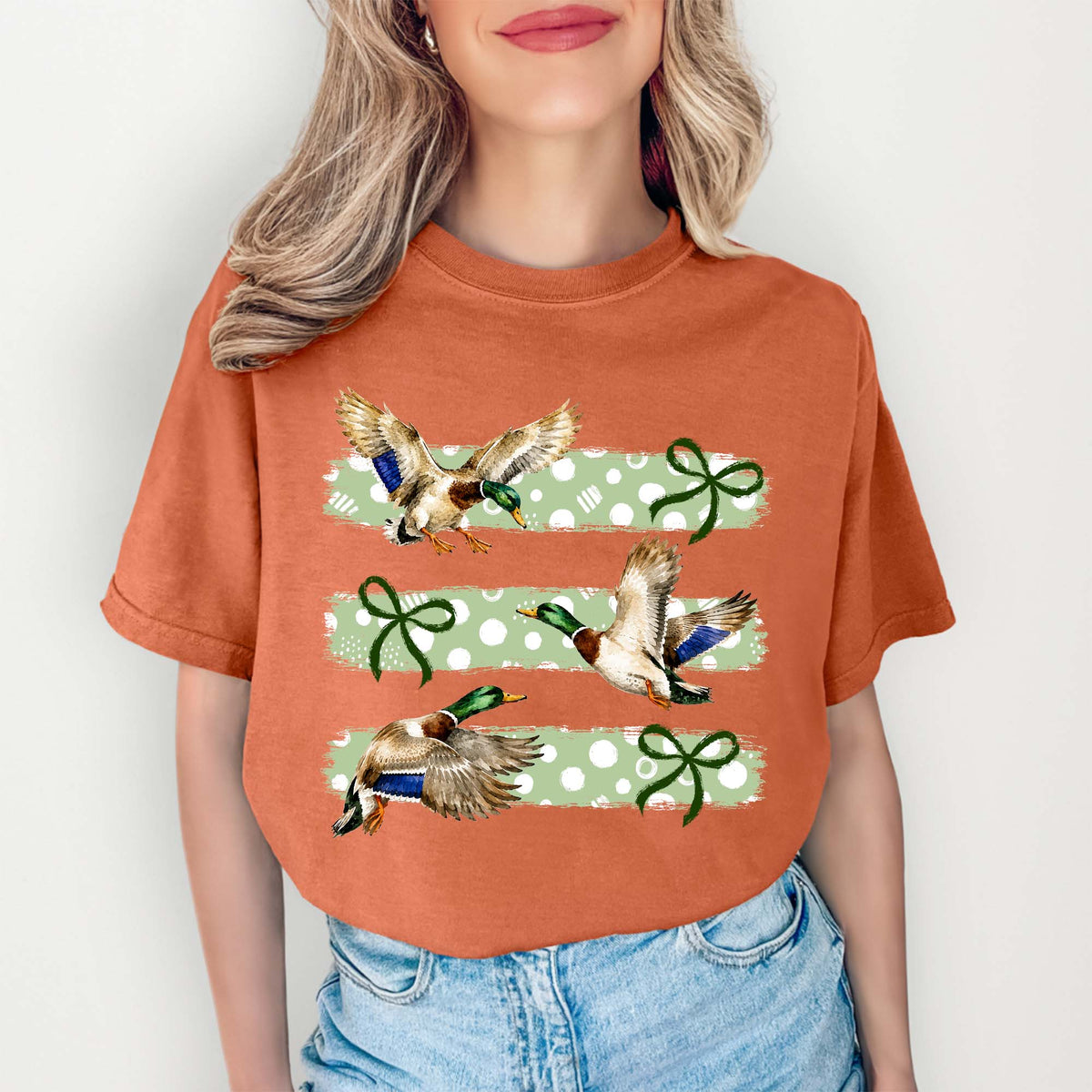 Retro Mallard Duck Graphic Top – Vintage Wildlife Outdoor Art