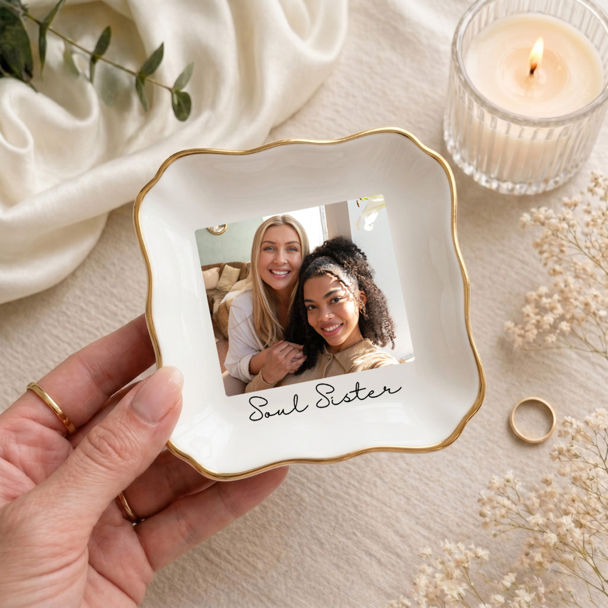 Individuelle Keramik-Ringschale als Erinnerungsstück für die beste Freundin – \"Personalisiertes Foto der besten Freundin\"