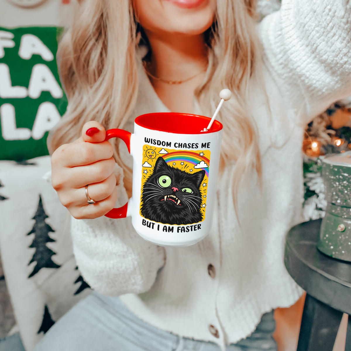 Tasse „Die Weisheit jagt mich, aber ich bin schneller“