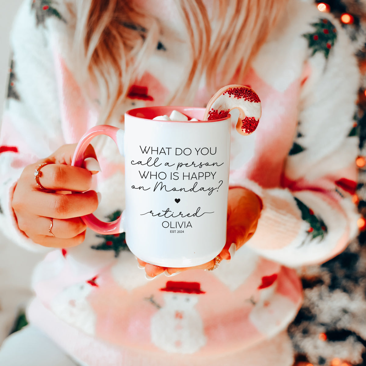 Personalisierte Tasse: Wie nennt man jemanden, der montags glücklich ist?