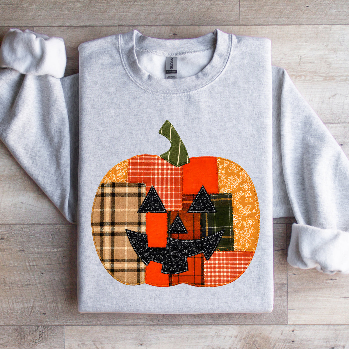 Sudadera con calabaza de retales