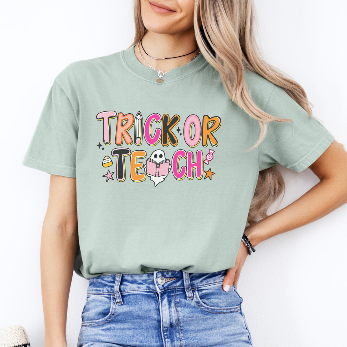 Halloween-Shirt für Pädagog:innen mit Spirit-Motiv – „Trick Or Teach“