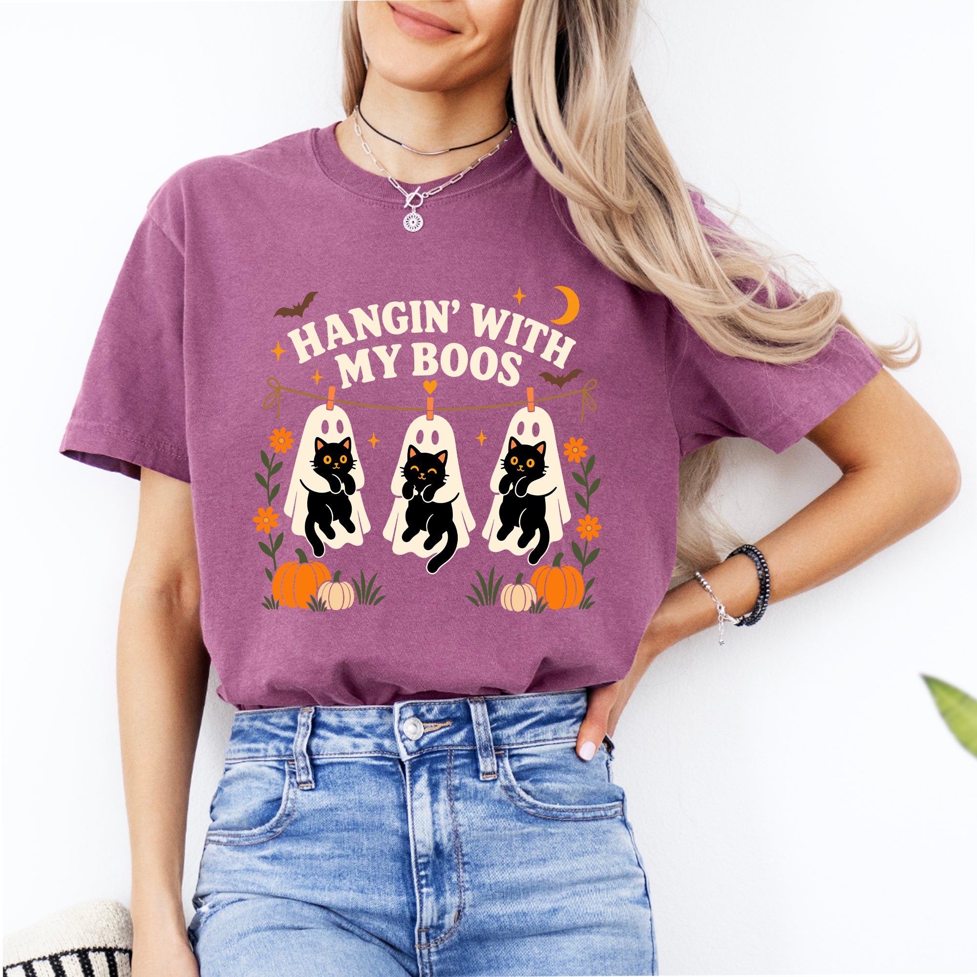 T-shirt noir « Hanging With My Boos » avec chat noir et fantôme
