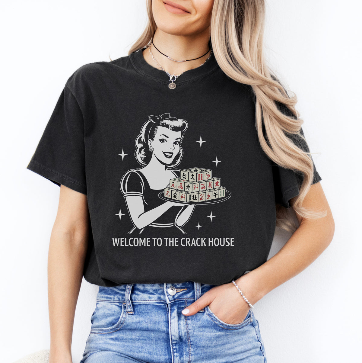 Retro 1950s mahjong hostess graphic shirt in washed black