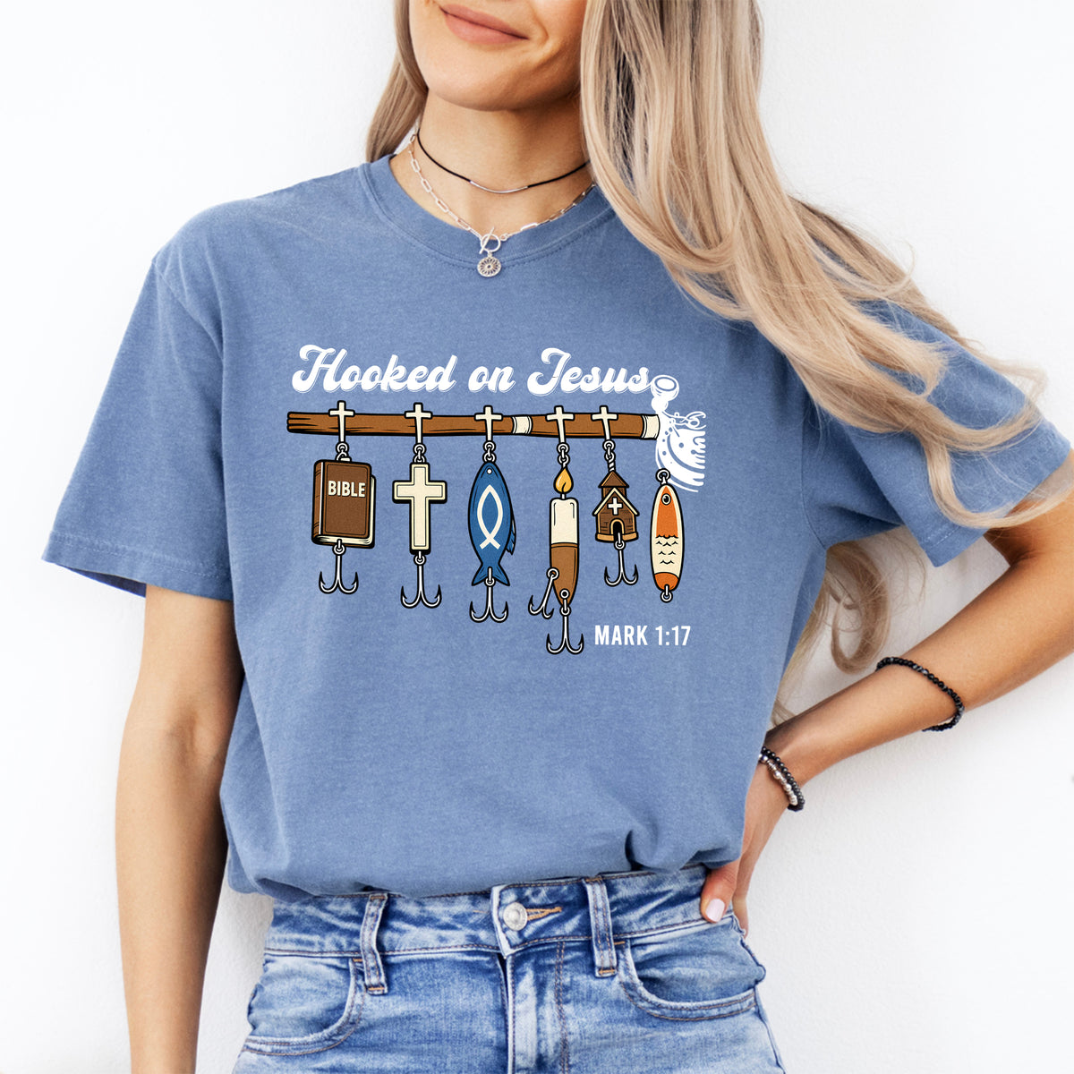 Christliches Angel-Grafikshirt „Hooked on Jesus“, Markus 1:17 – Glaubensshirt für Angler