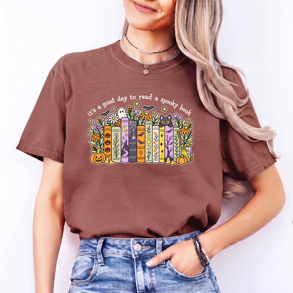 Camiseta «Hoy es un buen día para leer un libro de miedo»
