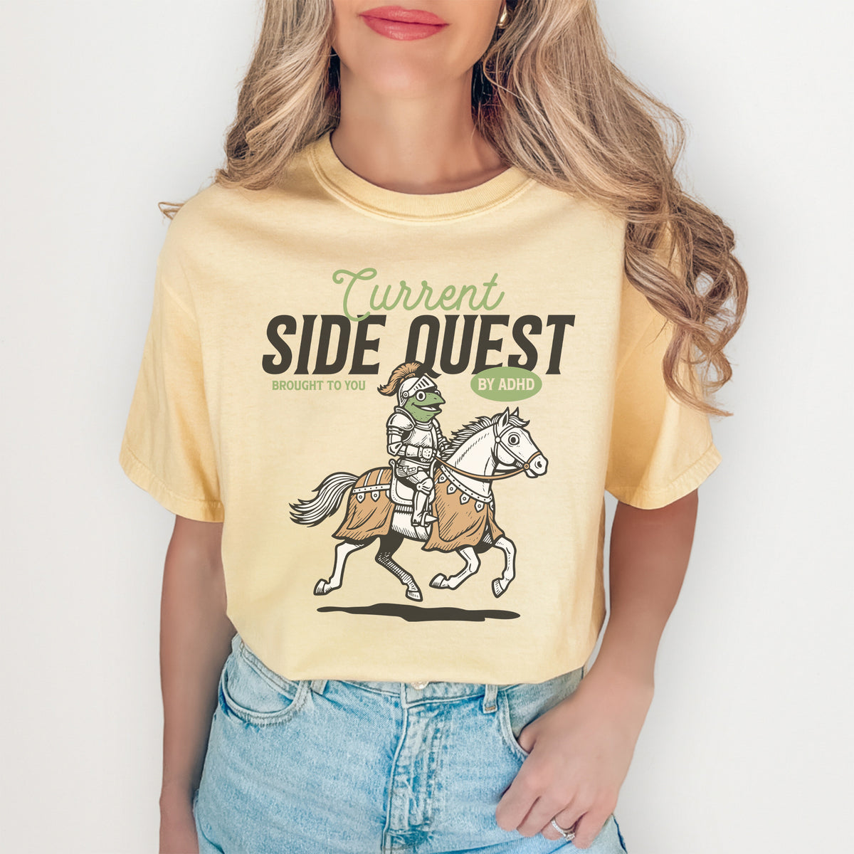 "Current Side Quest Brought To You By ADHD" – Lustiges Ritter-Grafik-T-Shirt