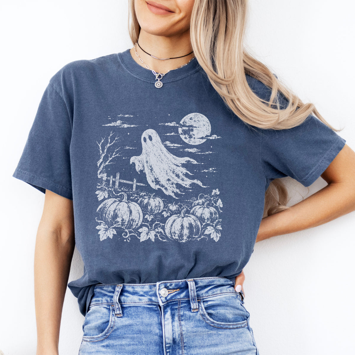 Vintage Halloween Pumpkin Field Spooky Season Tee