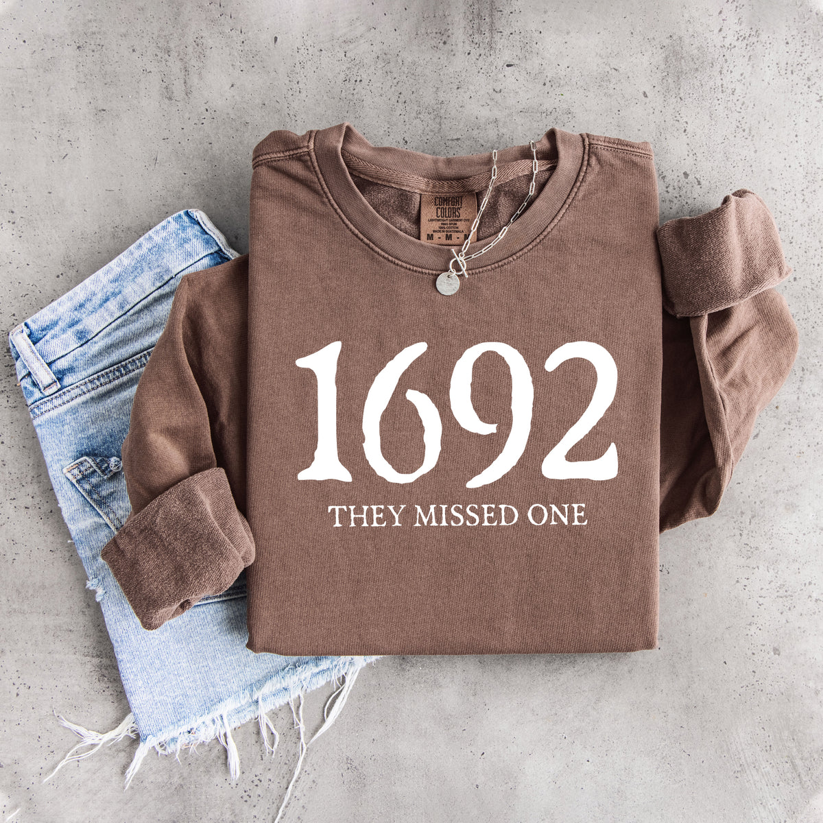 1692 Sie haben ein Sweatshirt vergessen