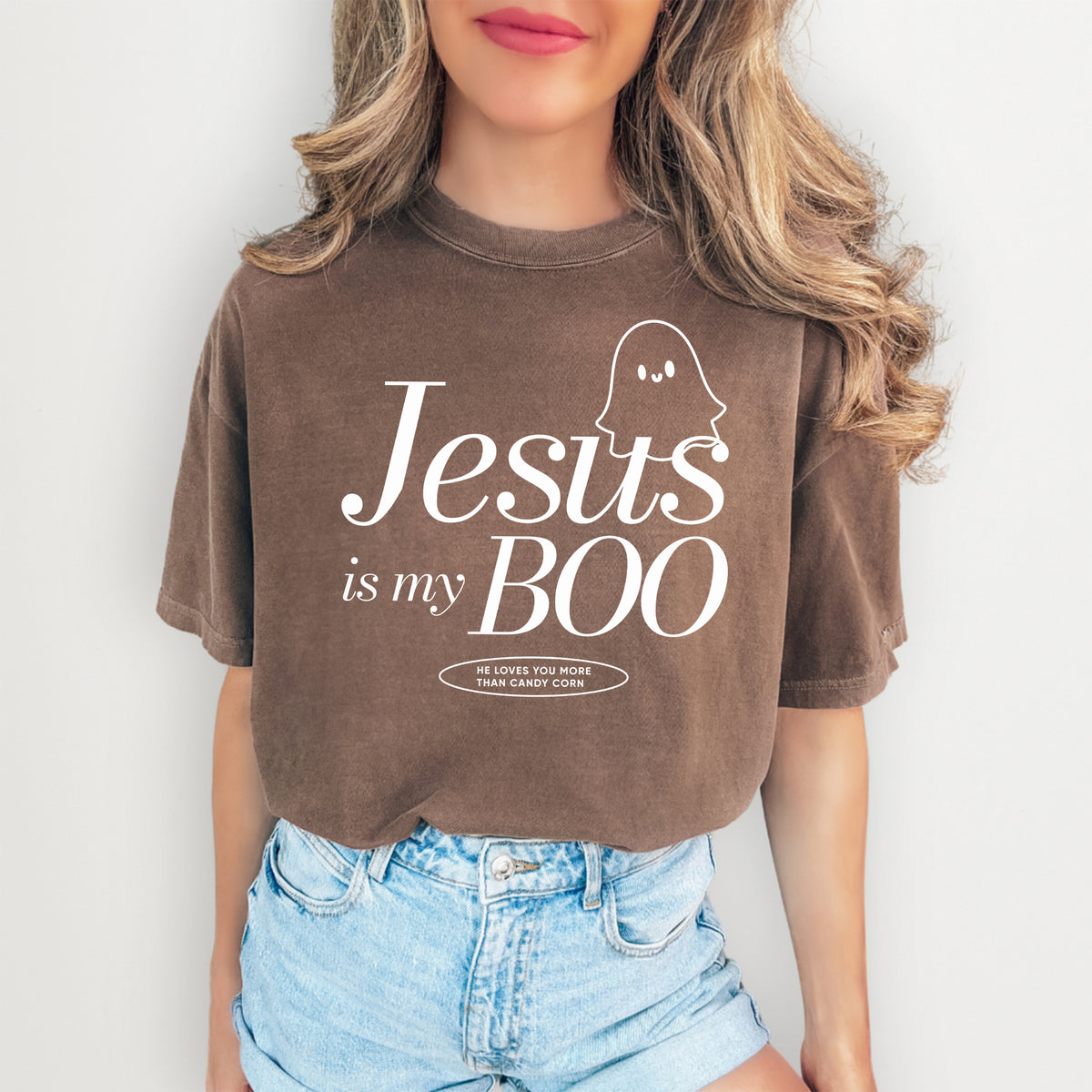 „Jesus Is My BOO“ – Niedliches christliches Oberteil mit Spooky-Season-Motiv