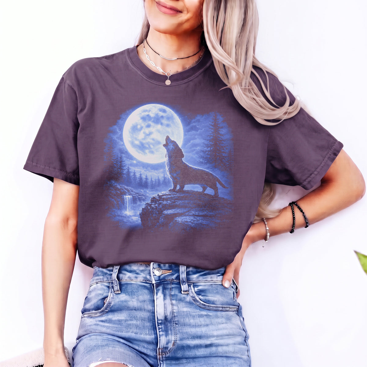 Dachshund Howling To The Moon Graphic Shirt Grape Garment-Dyed Cotton Tee