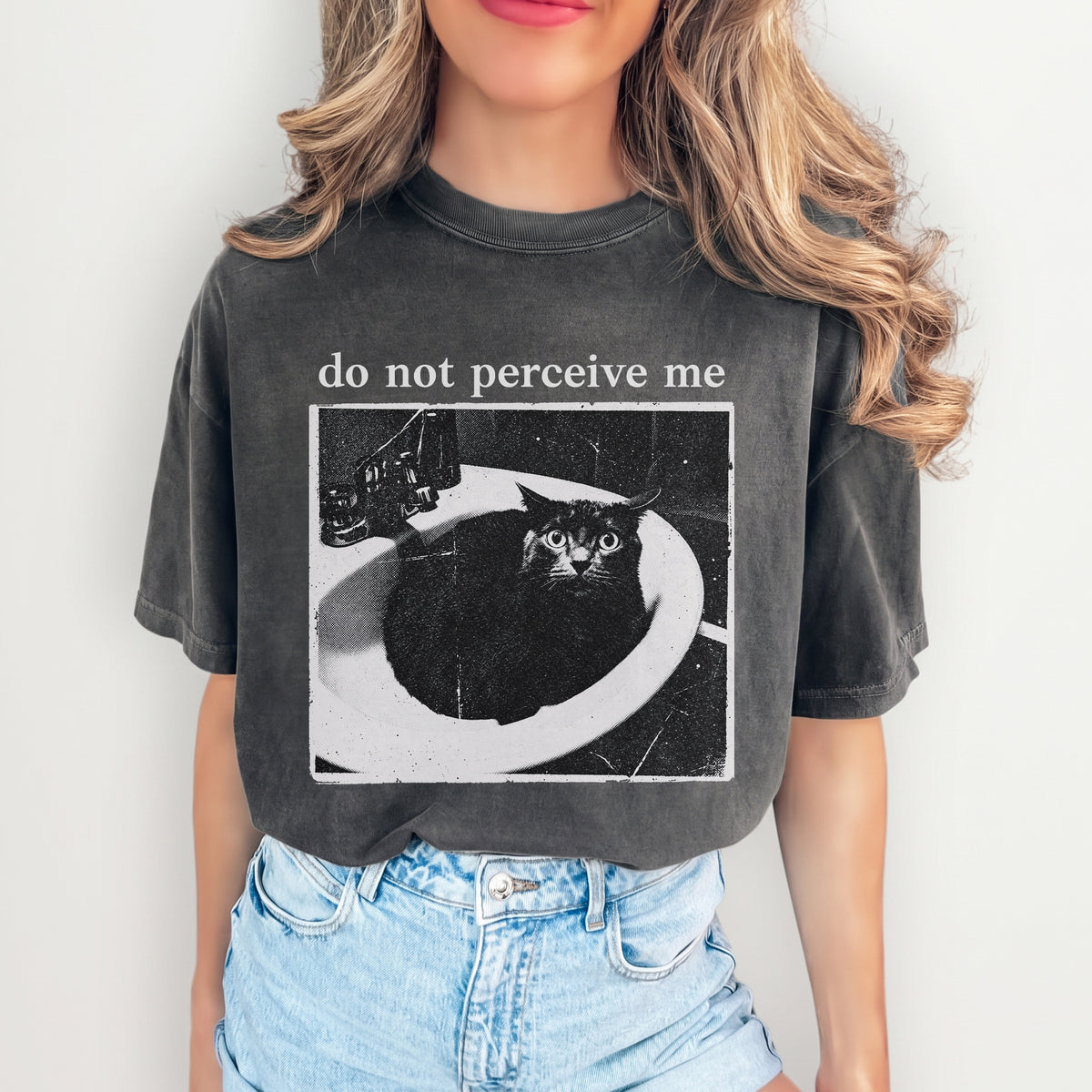 T-shirt « Ne me percevez pas »