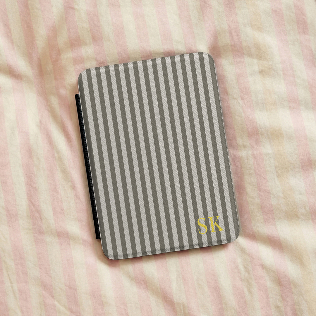 Funda de Kindle a rayas personalizada